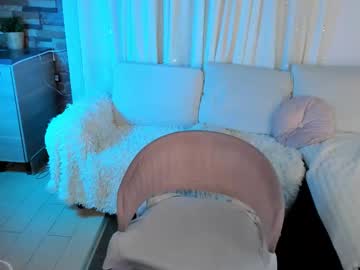 honeymoann's chat room