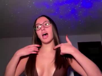 itsemily_'s chat room