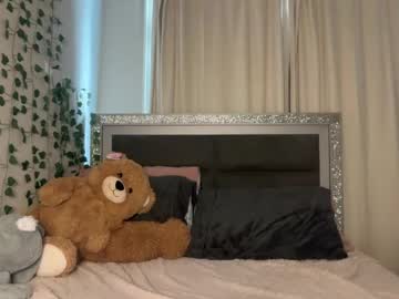 sophiasecretsx's chat room