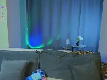 makemecum_now1's chat room