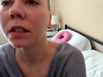 annabellemonroe69's chat room