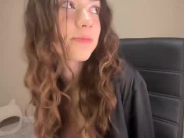 kr3amykay's chat room