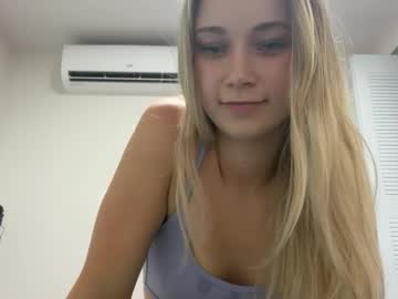 lanademira's chat room