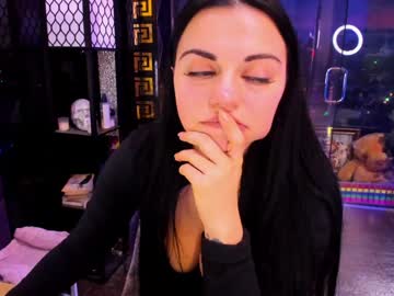 alma_pearl's chat room