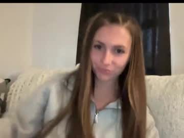 laylahlaylah1's chat room