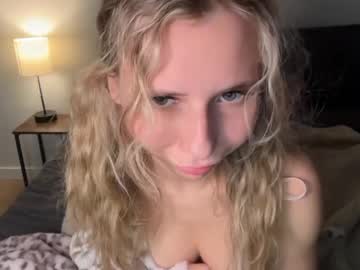 anyaa777's chat room