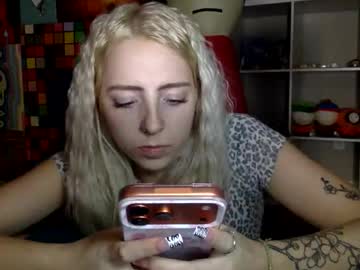 latenightkash's chat room