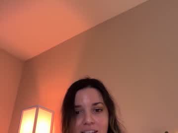 kitatochips's chat room