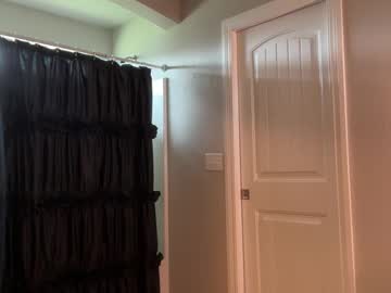 brielledaviss's chat room