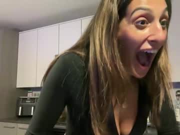 camiliakxoxo's chat room