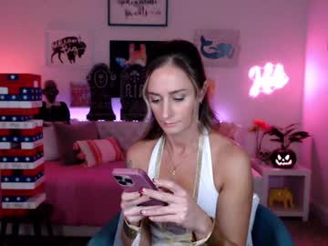 holihurricane's chat room