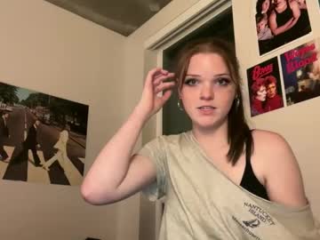 fionalioness's chat room