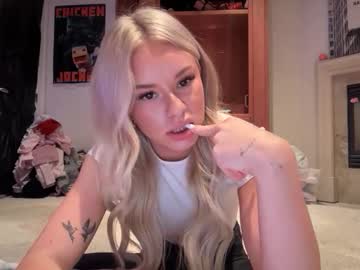 kenziesmithh's chat room