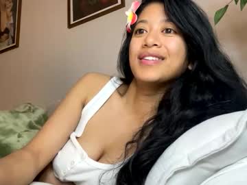 hawaiigirl_'s chat room