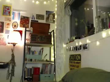 cypresskneez's chat room