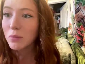 redgingersnapz's chat room