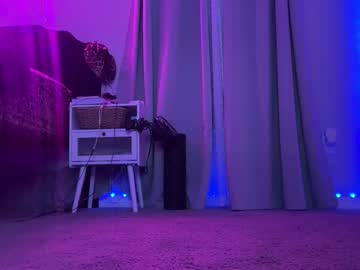 brielledaviss's chat room