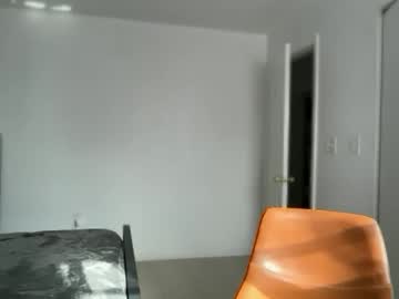 little_lies's chat room