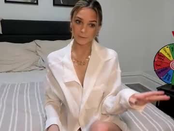 scarletterose_504259's chat room