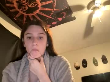 skinnyangel21's chat room