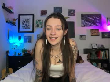 hannahtaylorr's chat room