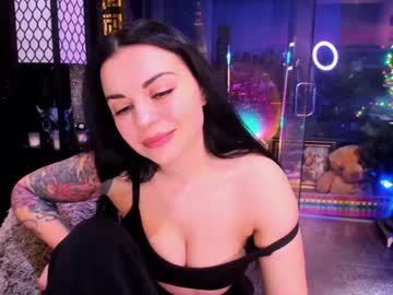 alma_pearl's chat room