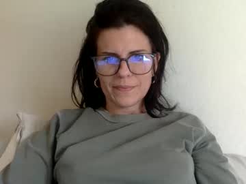 sweetriddance's chat room