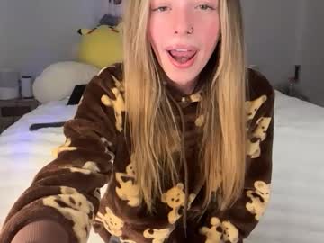 ellieluvs's chat room