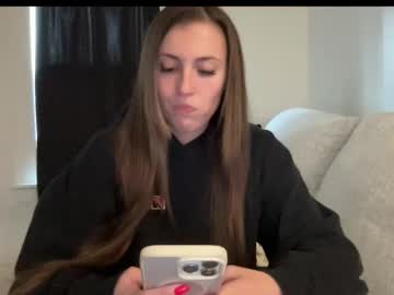 laylahlaylah1's chat room