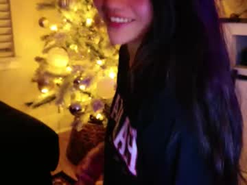 annatigarr's chat room