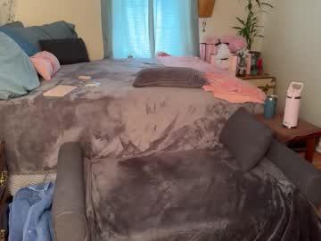 triciamori's chat room