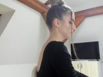 adventurina's chat room