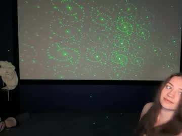 kendallmonroee's chat room