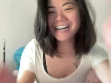 honeysunshineneko's chat room