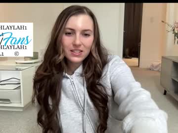 laylahlaylah1's chat room