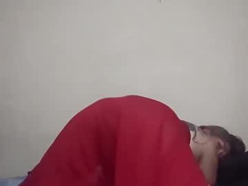 geeznutsizonyrchyn's chat room