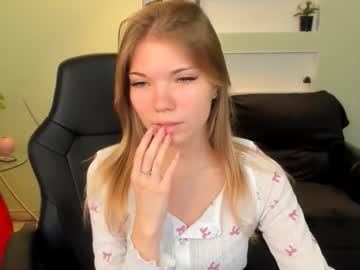 michafox's chat room