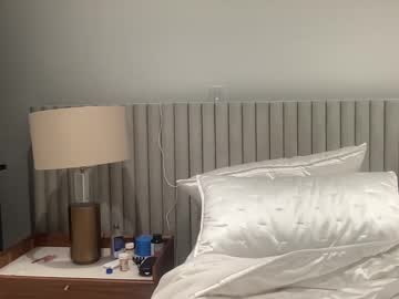 lolasinclairr's chat room