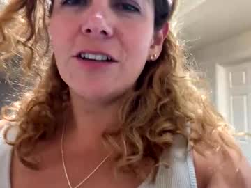 velvet81611's chat room