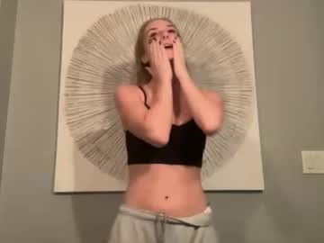 lightbluepufferfish's chat room