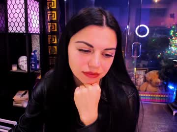 alma_pearl's chat room