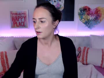 holihurricane's chat room