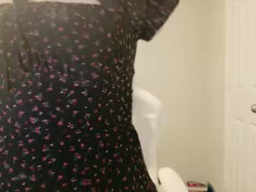 elisparadisex's chat room