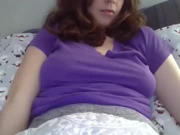 krazyred1027's chat room