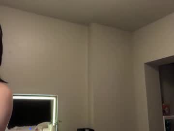 camilaaa15's chat room