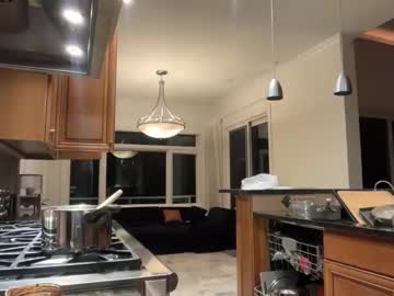 lunarose17's chat room