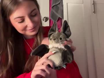 fantasyella's chat room