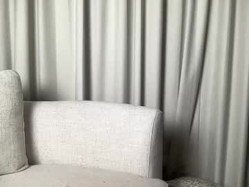 lolasinclairr's chat room