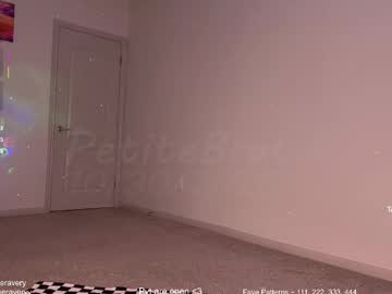 petitebrat's chat room