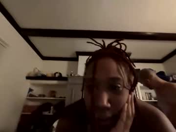 shelikes2play412's chat room